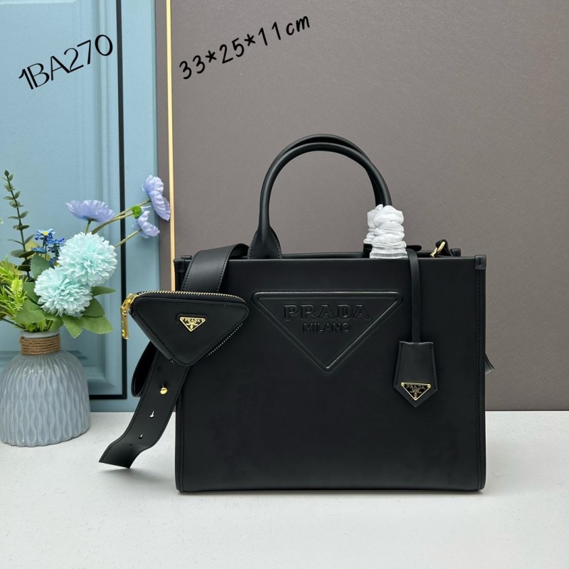 Pra*a shopping bags